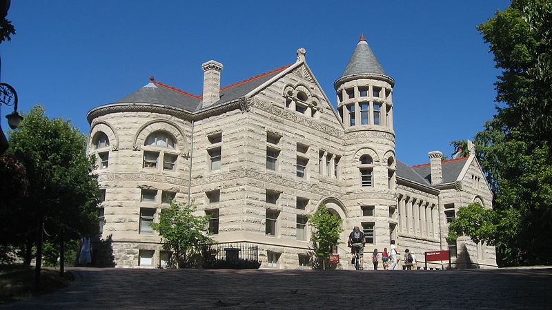 Индианский университет в Блумингтоне{{en: Indiana University Bloomington}}